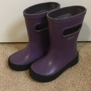 BOGS kids rain boots